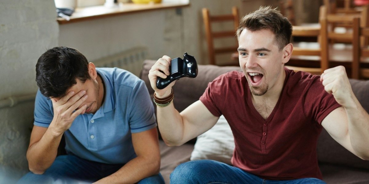 효율적인 규칙이 반복적인 패자를 만들 때 공정한 결과가 불공정하게 느껴지는 이유